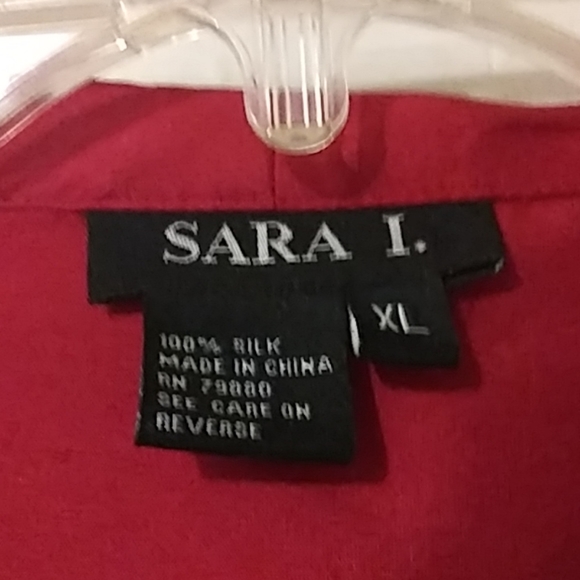 Red silk blouse - Picture 2 of 4